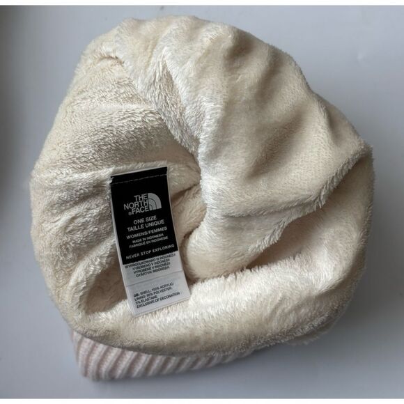 The North Face 
Women\'s Minna Cable-Knit Beanie in Ivory ~ Like New main image 8